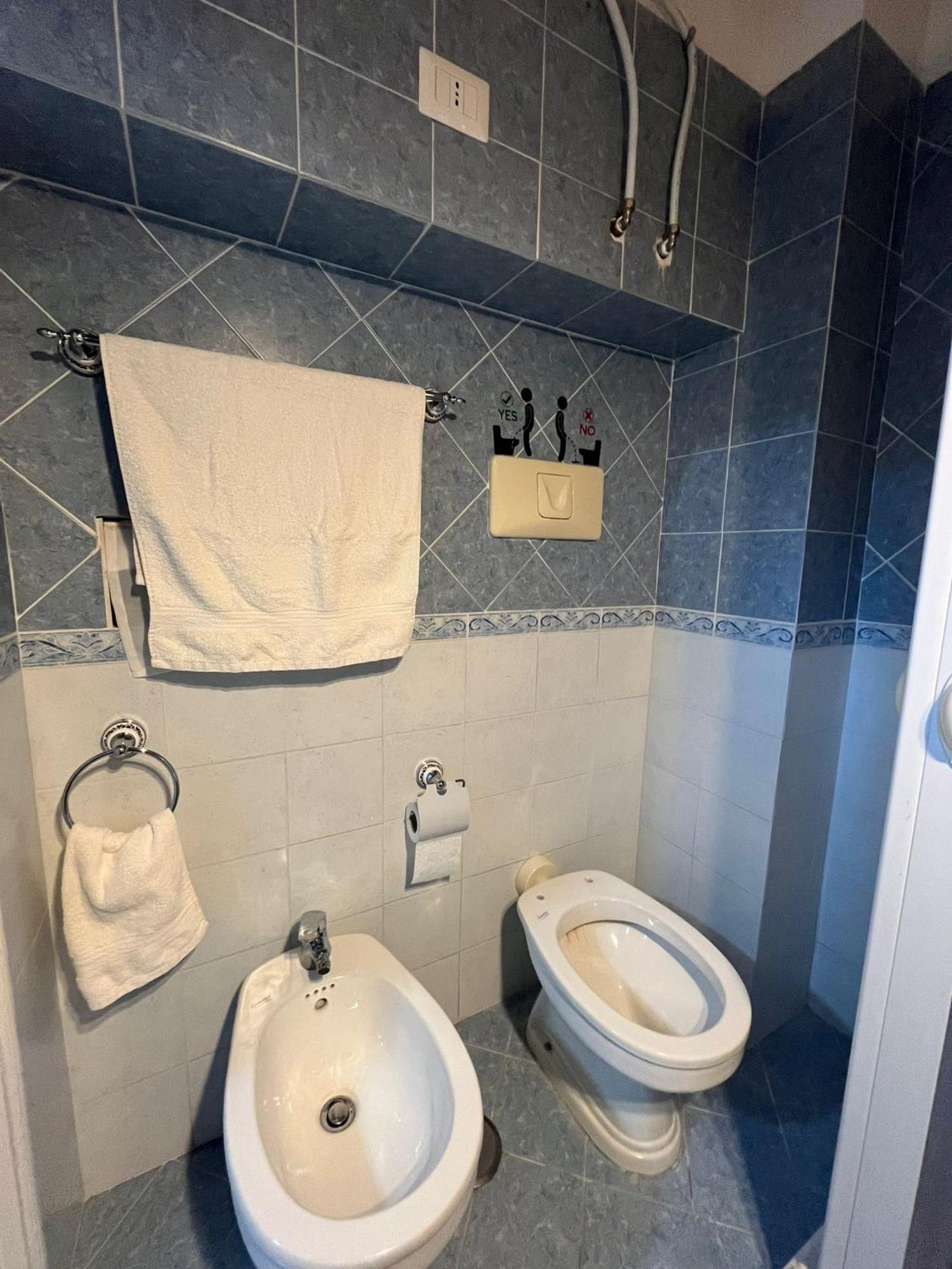 Zimari Apartment Неаполь Экстерьер фото